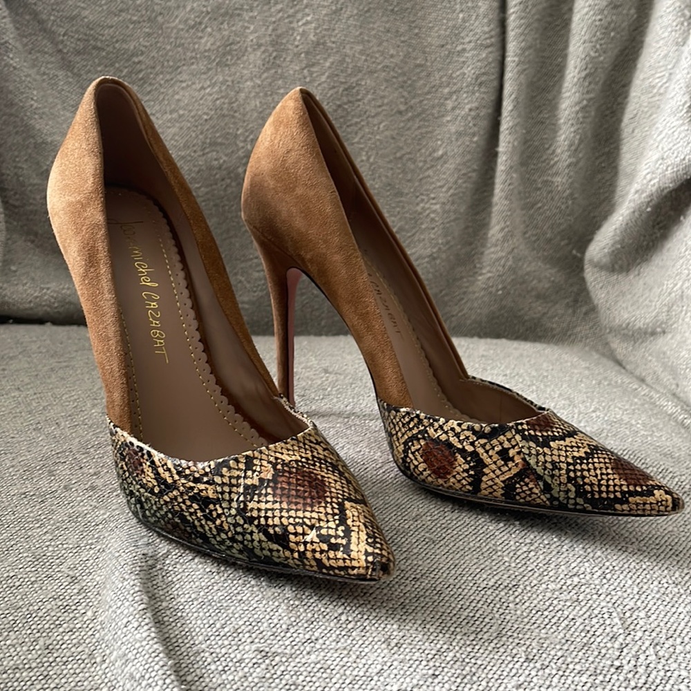 Jean Michael Cazabat tan suede/snakeskin In great used condition!